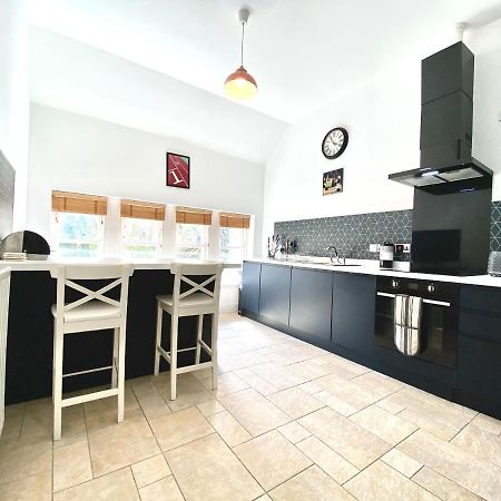Serviced Accommodation Moray - Lesmurdie House Elgin Kültér fotó
