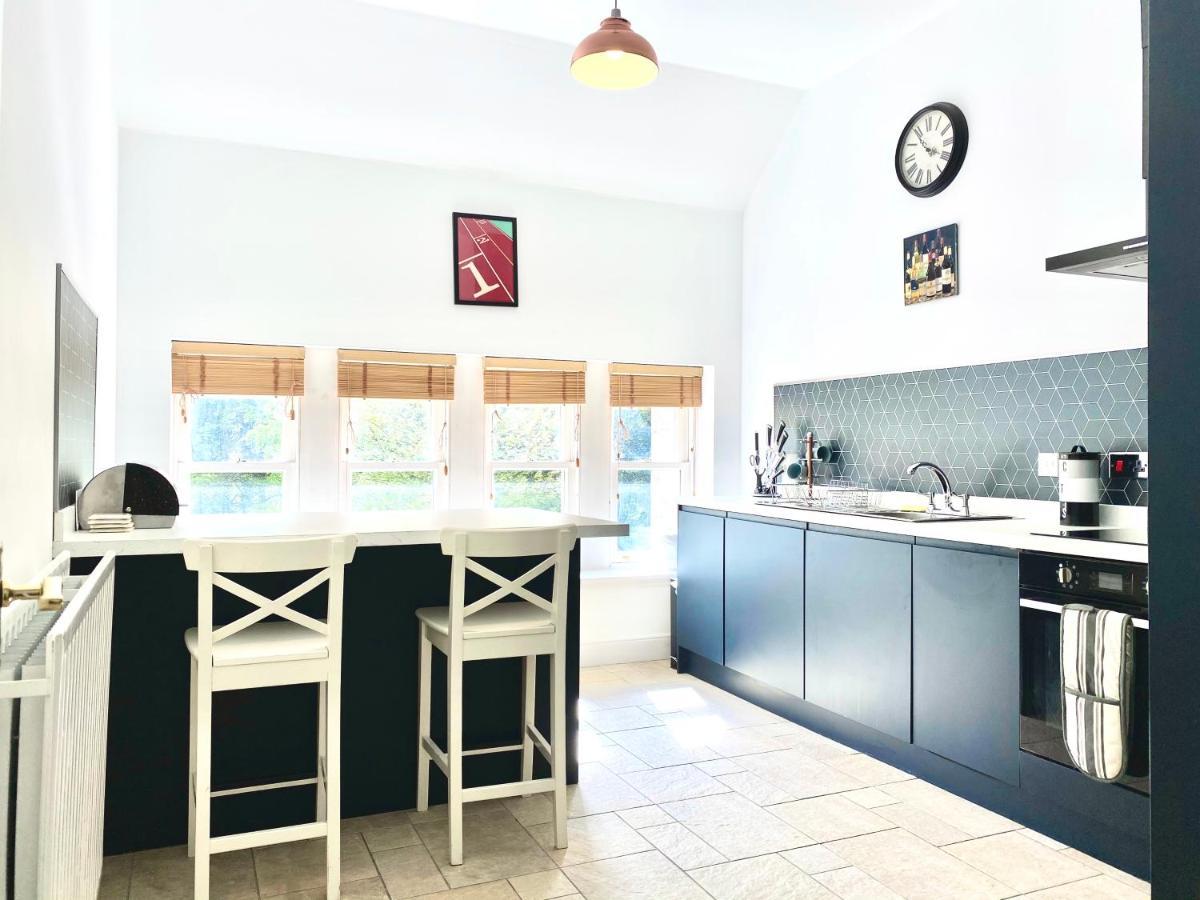 Serviced Accommodation Moray - Lesmurdie House Elgin Kültér fotó